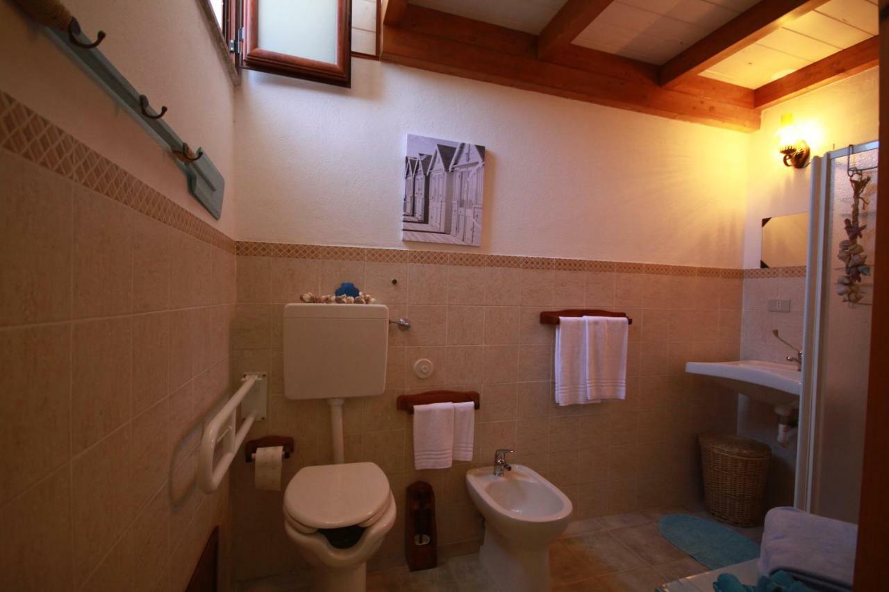 B&B Tanit เกีย ภายนอก รูปภาพ